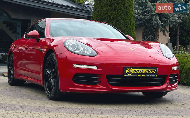 Фастбэк Porsche Panamera 2014 в Львове
