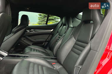 Фастбек Porsche Panamera 2014 в 