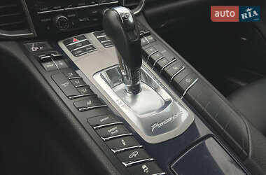 Фастбек Porsche Panamera 2014 в 