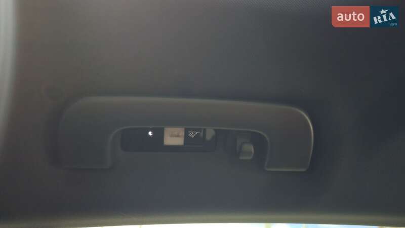 Фастбэк Porsche Panamera 2017 в Киеве фото 25 Фастбэк Porsche Panamera 2017 в Киеве