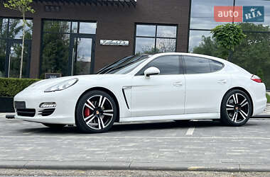 Фастбэк Porsche Panamera 2012 в 