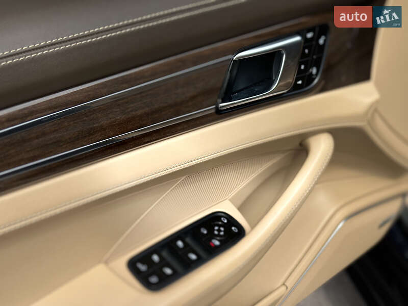 Универсал Porsche Panamera 2017 в Днепре