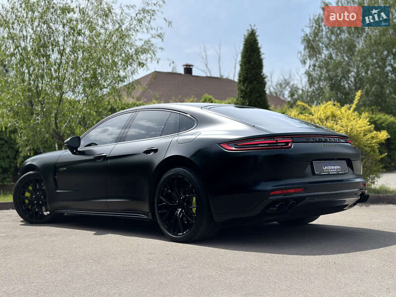 Универсал Porsche Panamera 2017 в Днепре