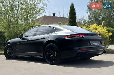 Универсал Porsche Panamera 2017 в 
