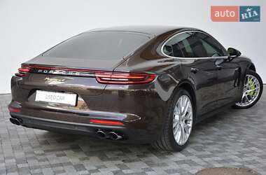 Фастбек Porsche Panamera 2019 в 