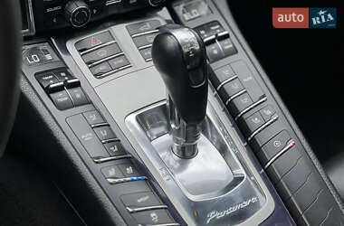 Фастбэк Porsche Panamera 2014 в 