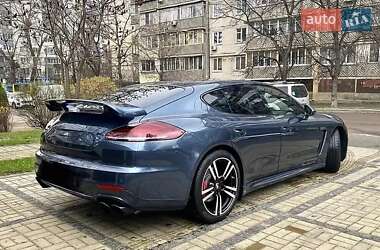 Фастбэк Porsche Panamera 2013 в Киеве