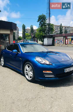 Фастбэк Porsche Panamera 2010 в 