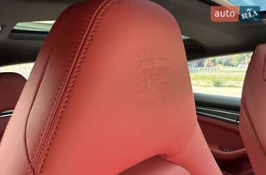 Фастбек Porsche Panamera 2023 в 