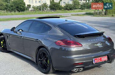Фастбек Porsche Panamera 2016 в 