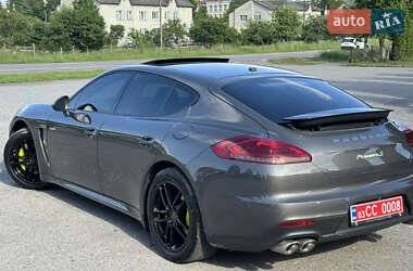 Фастбек Porsche Panamera 2016 в 