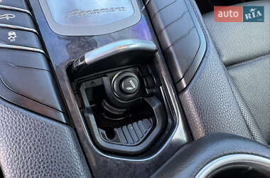 Фастбек Porsche Panamera 2016 в 