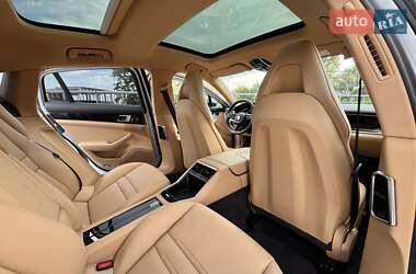 Фастбек Porsche Panamera 2021 в 