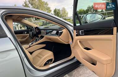 Фастбек Porsche Panamera 2021 в 