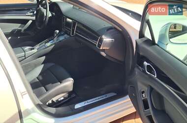 Фастбек Porsche Panamera 2014 в 