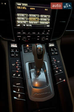 Фастбэк Porsche Panamera 2014 в 
