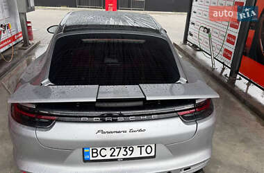 Фастбэк Porsche Panamera 2016 в 