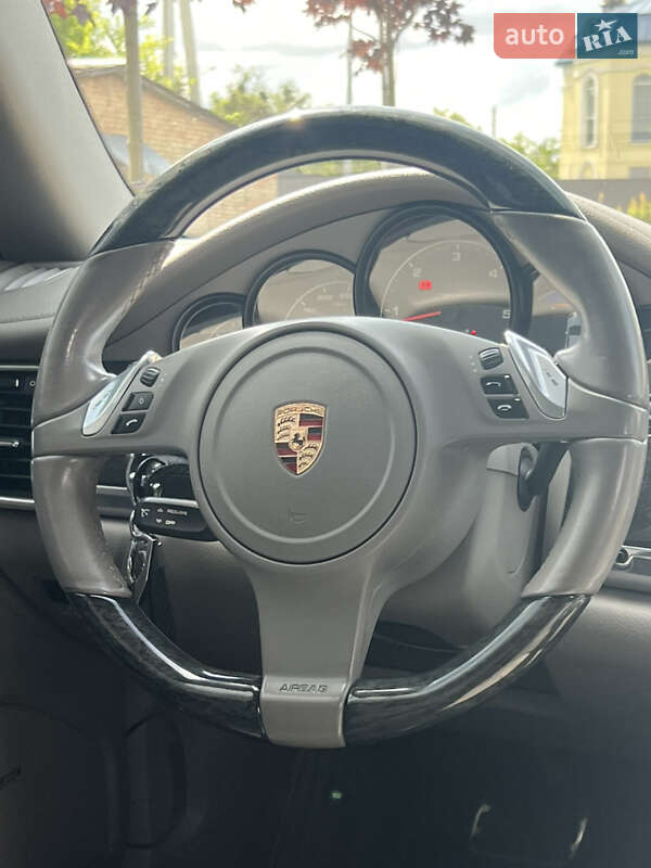 Фастбэк Porsche Panamera 2012 в Киеве фото 14 Фастбэк Porsche Panamera 2012 в Киеве