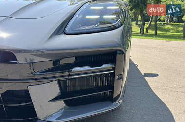 Фастбэк Porsche Panamera 2024 в 