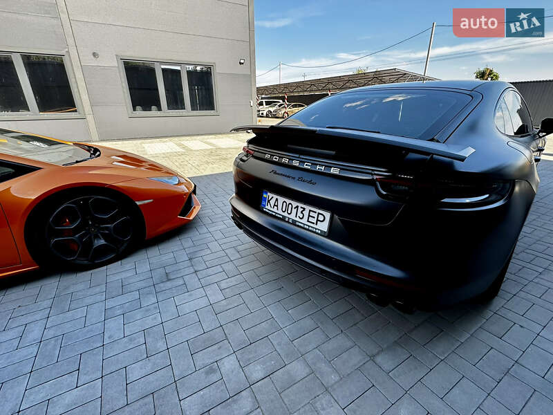 Фастбек Porsche Panamera 2017 в Києві фото 51 Фастбек Porsche Panamera 2017 в Києві