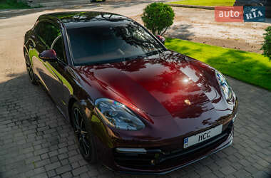 Универсал Porsche Panamera 2018 в 