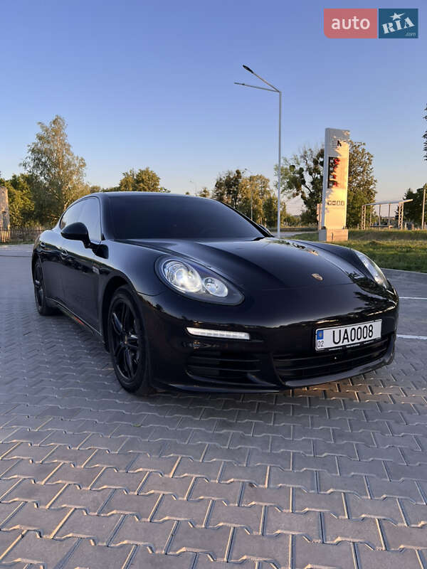 Фастбэк Porsche Panamera 2013 в Виннице фото 3 Фастбэк Porsche Panamera 2013 в Виннице