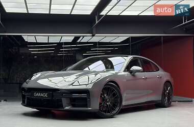 Фастбек Porsche Panamera 2025 в Києві