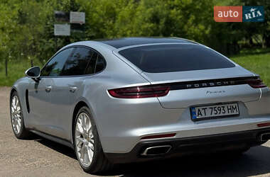 Фастбэк Porsche Panamera 2017 в 