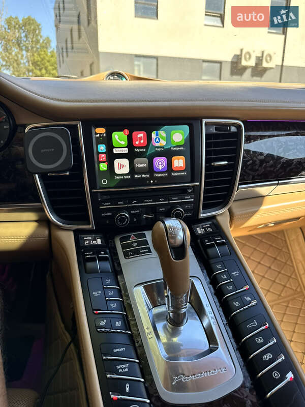 Фастбек Porsche Panamera 2010 в Хмельницькому