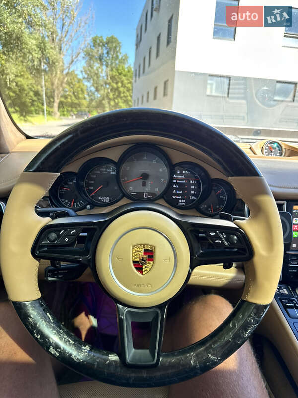 Фастбек Porsche Panamera 2010 в Хмельницькому
