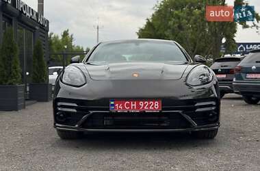 Фастбэк Porsche Panamera 2016 в 