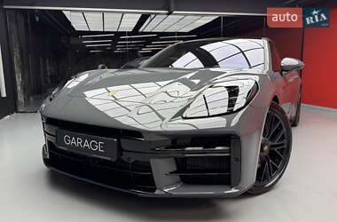 Фастбэк Porsche Panamera 2025 в 