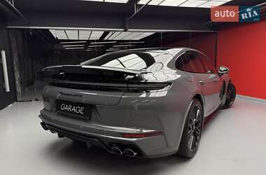 Фастбэк Porsche Panamera 2025 в 