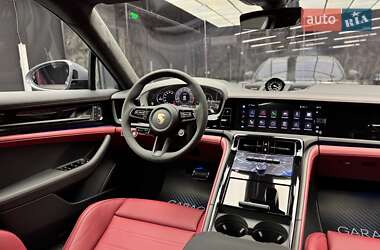 Фастбэк Porsche Panamera 2025 в 