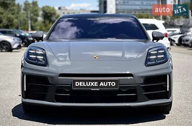 Фастбэк Porsche Panamera 2024 в 