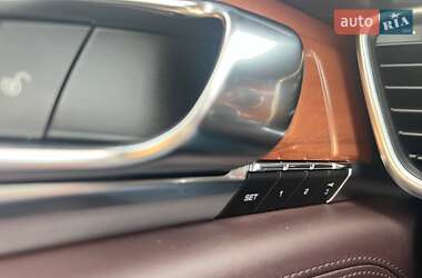 Фастбэк Porsche Panamera 2013 в 