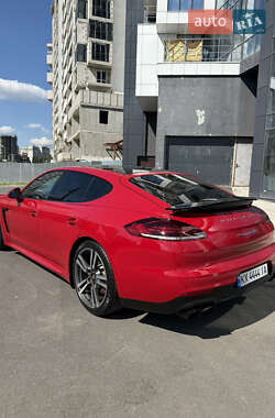 Фастбек Porsche Panamera 2013 в Харкові