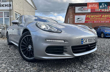 Фастбэк Porsche Panamera 2013 в Смеле