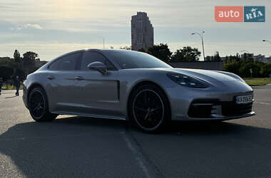 Фастбэк Porsche Panamera 2020 в 