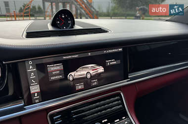 Фастбэк Porsche Panamera 2018 в 