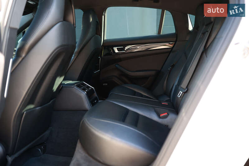 Фастбэк Porsche Panamera 2019 в Хмельницком фото 22 Фастбэк Porsche Panamera 2019 в Хмельницком