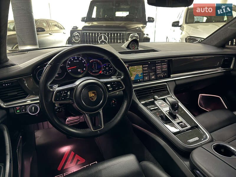 Универсал Porsche Panamera 2017 в Одессе
