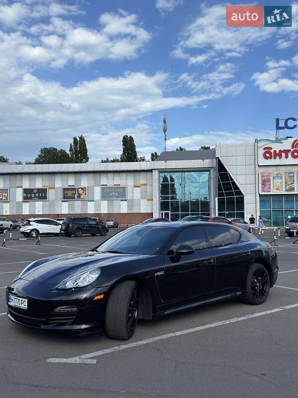 Фастбэк Porsche Panamera 2012 в Одессе фото 23 Фастбэк Porsche Panamera 2012 в Одессе
