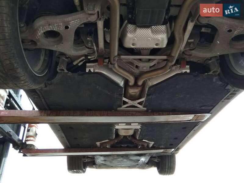 Фастбэк Porsche Panamera 2012 в Одессе фото 49 Фастбэк Porsche Panamera 2012 в Одессе