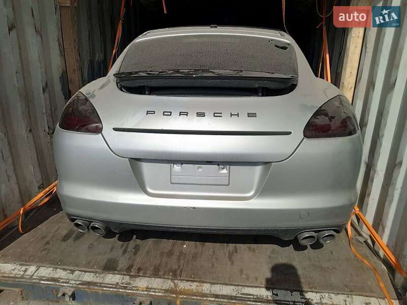 Фастбэк Porsche Panamera 2012 в Одессе фото 50 Фастбэк Porsche Panamera 2012 в Одессе