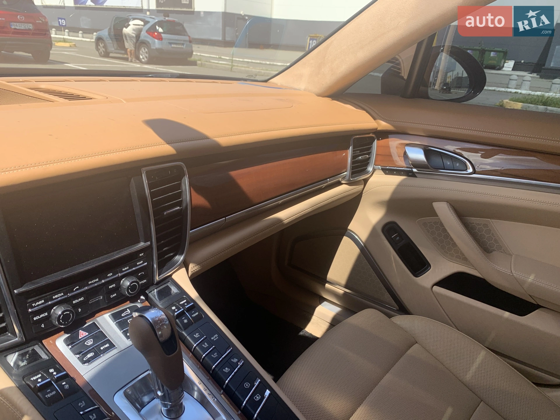 2013 Porsche Panamera - мініатюра 13
