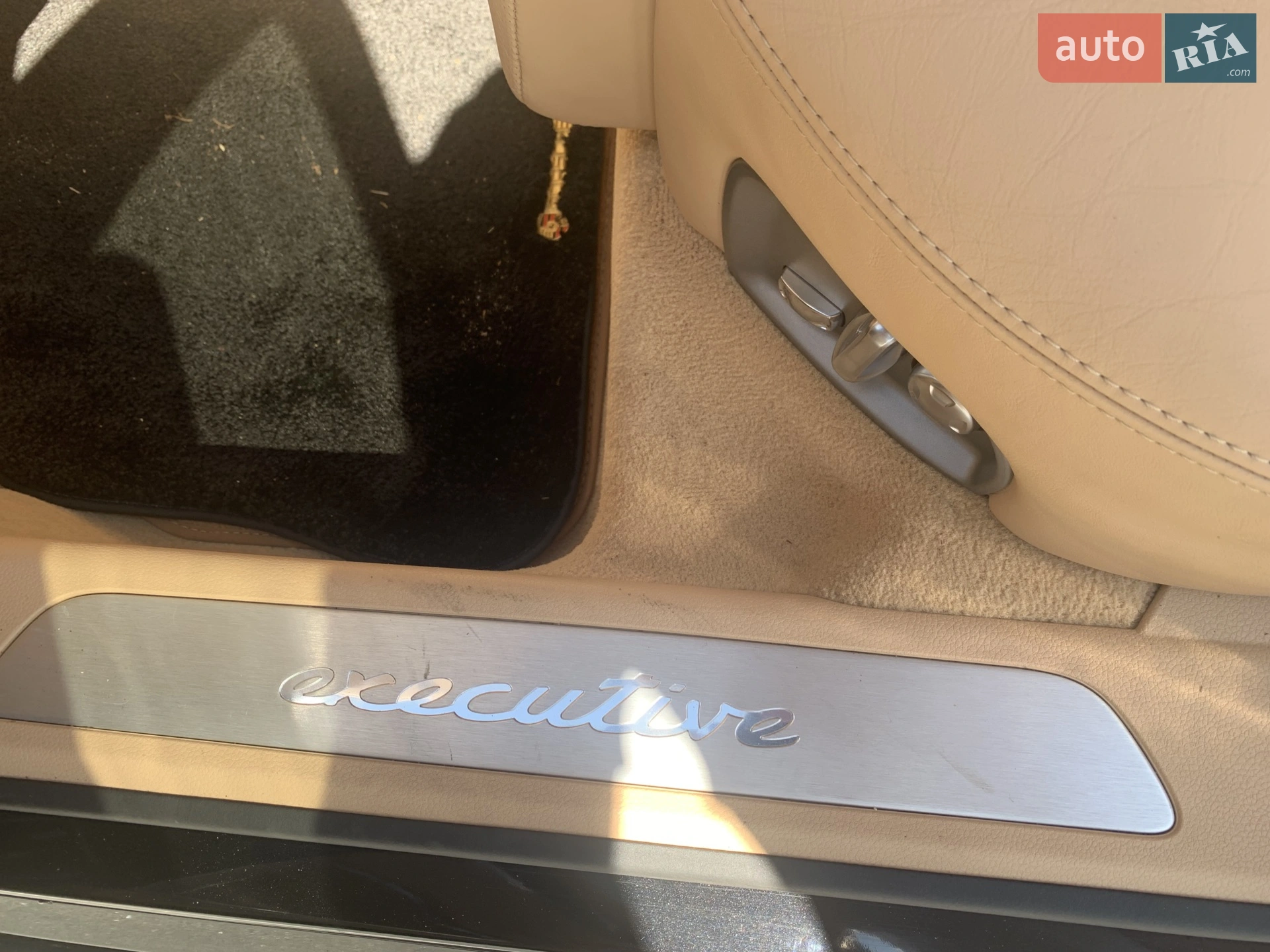 2013 Porsche Panamera - мініатюра 16