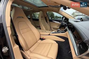 Фастбэк Porsche Panamera 2022 в 