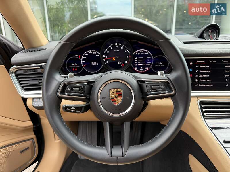 Фастбэк Porsche Panamera 2022 в Днепре