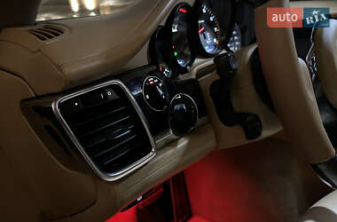Фастбэк Porsche Panamera 2010 в 